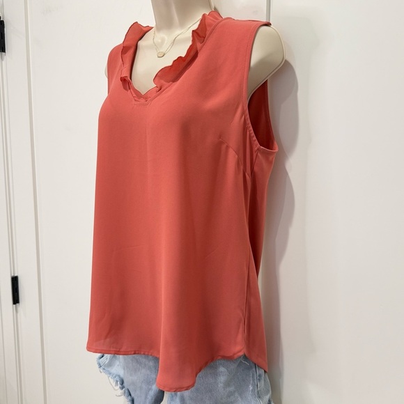 Ann Taylor Coral Ruffle V-Neck Blouse Small Sleeveless Summer Chic Workwear New - Picture 3 of 9